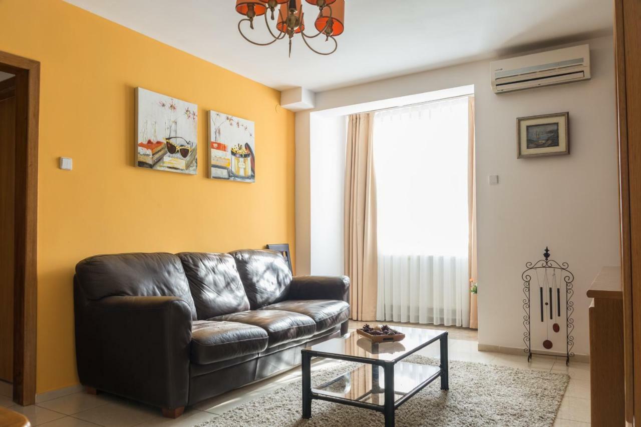 Maxxy Apartments Bukarest Kültér fotó